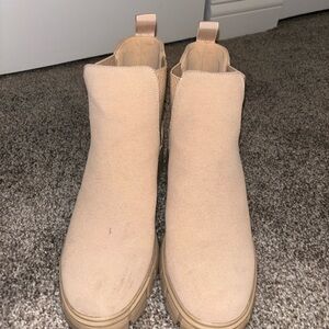 Elegant Beige Ankle Booties